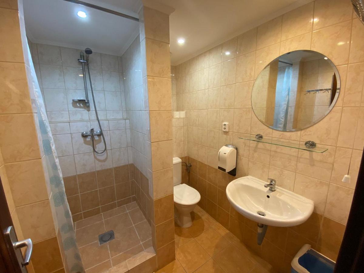 Gallery image 9